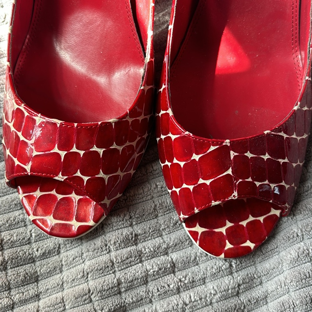 Enzo Angiolini Peep Toe Heels - Picture 3 of 8